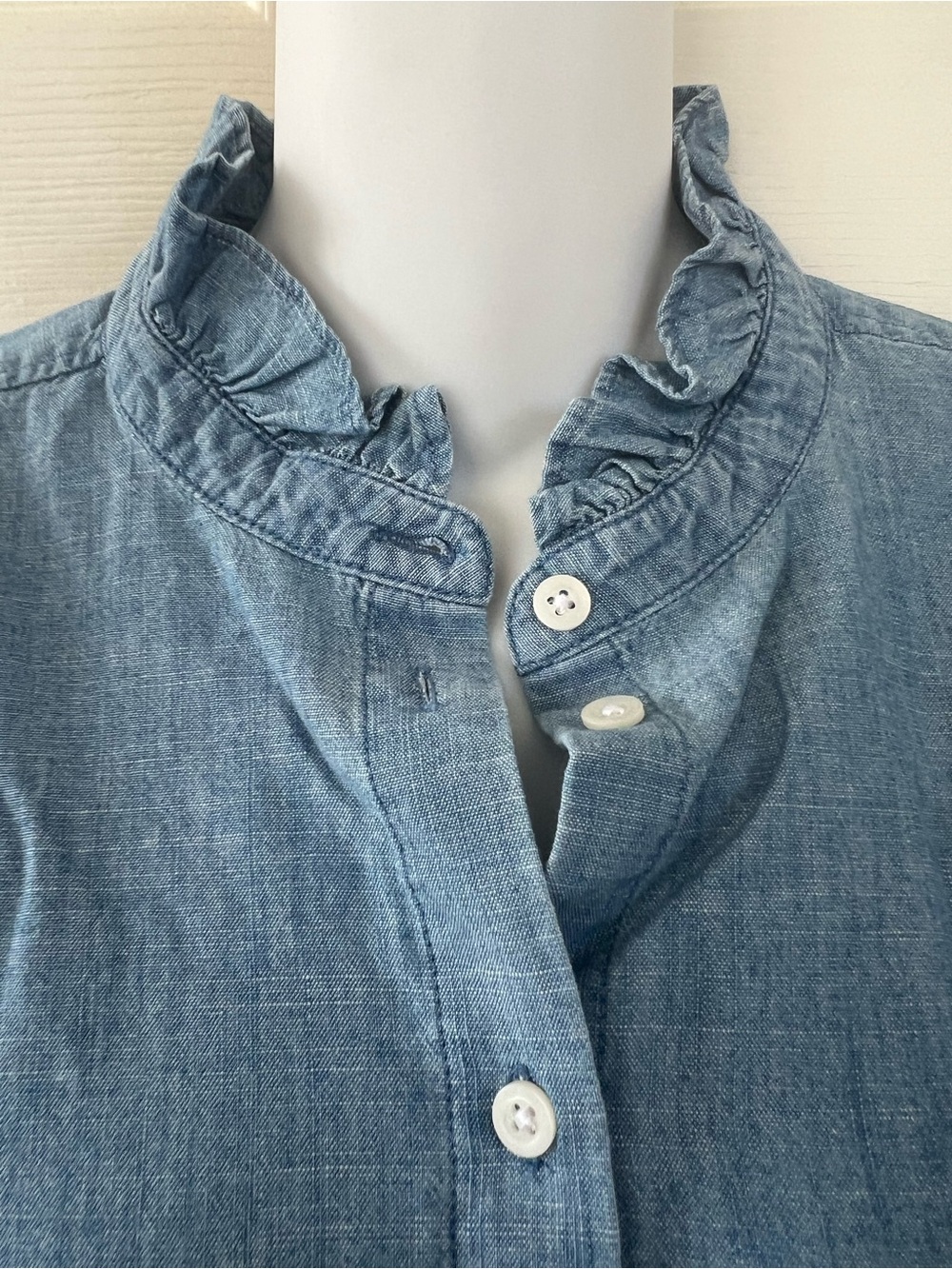 NWT J.Crew Chambray Ruffle-Collar Button-Front L - Picture 8 of 14
